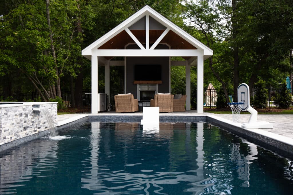 Des Moines Pool Service