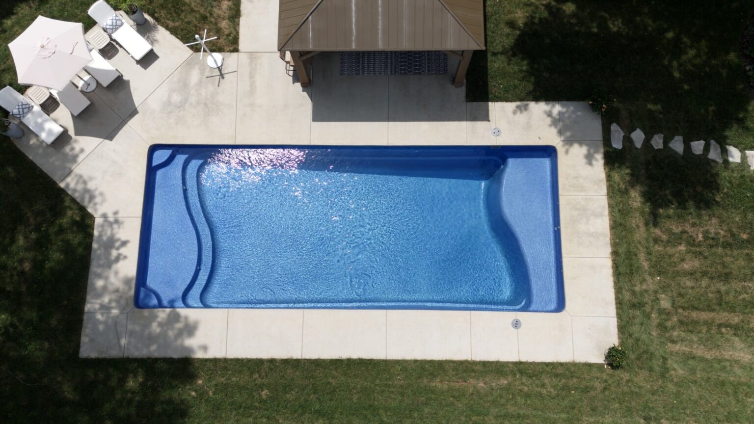 Premier Pool Service | Pool Cleaning & Maintenance Services