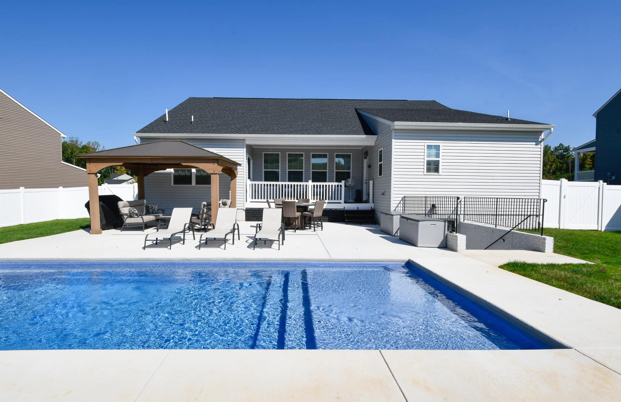 Pool Service - Premier Pool Service