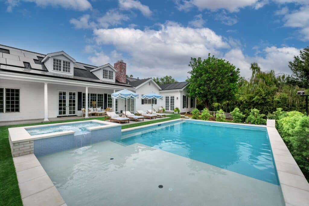 Pool Cleaning by Premier Pool Service